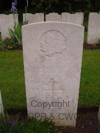 Etaples Military Cemetery - Aldcroft, James